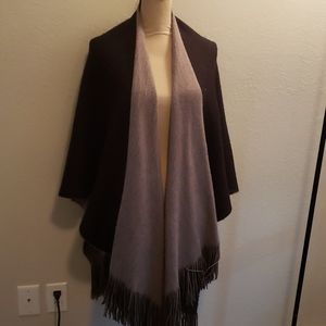 Black or gray reversible shall NWT